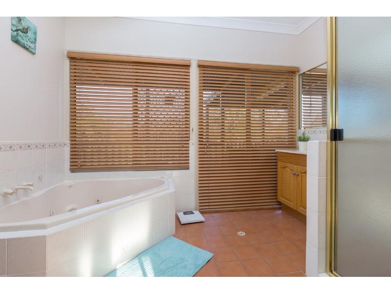 8 Willowdowns Drive, Karalee QLD 4306