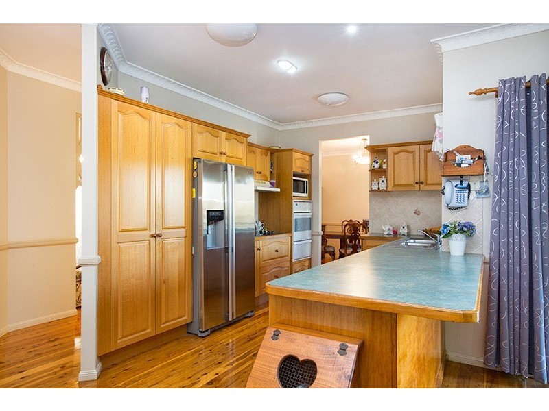 8 Willowdowns Drive, Karalee QLD 4306