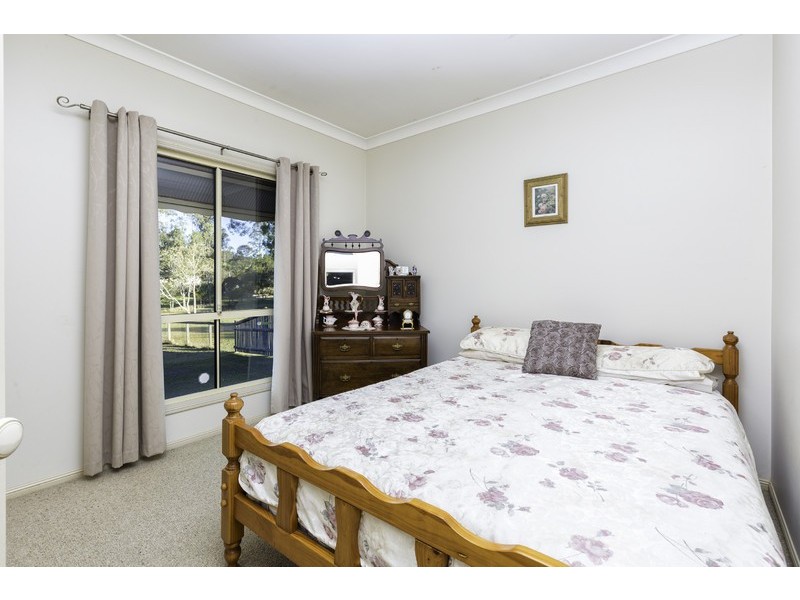 8 Willowdowns Drive, Karalee QLD 4306