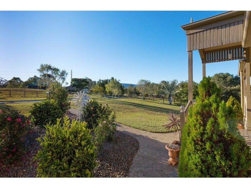 8 Willowdowns Drive, Karalee QLD 4306