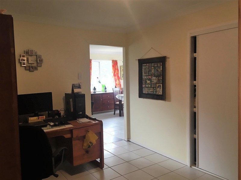 25 Bottomley Street, Brassall QLD 4305