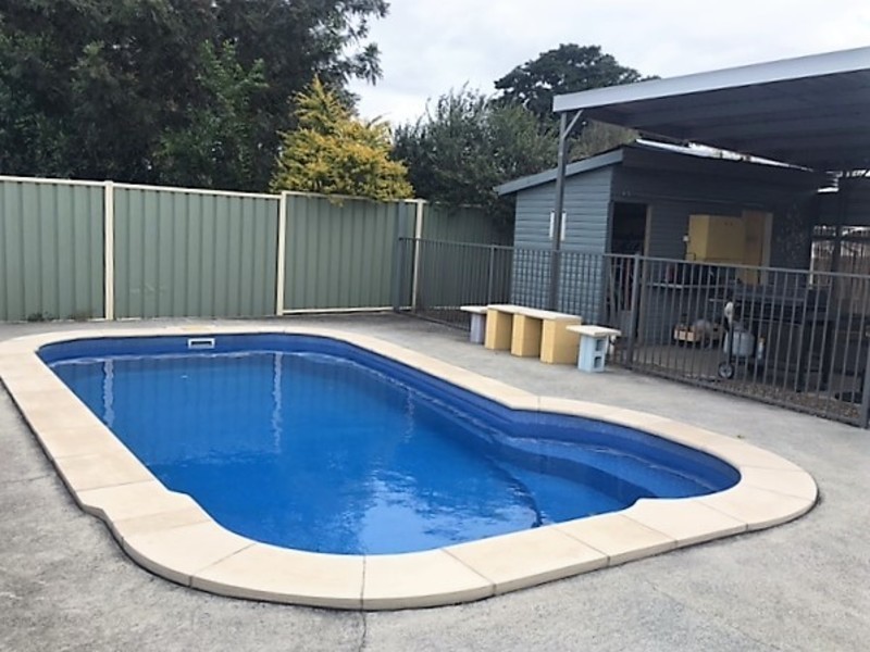 25 Bottomley Street, Brassall QLD 4305