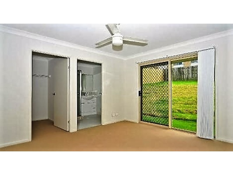 35 Conway Street, Riverview QLD 4303