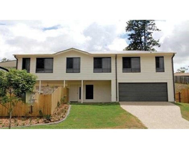 94 High Street, Blackstone QLD 4304