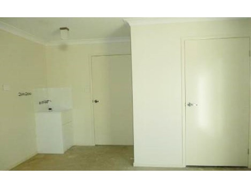 94 High Street, Blackstone QLD 4304