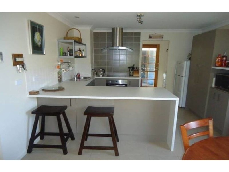 16 Kerton Street, Brassall QLD 4305