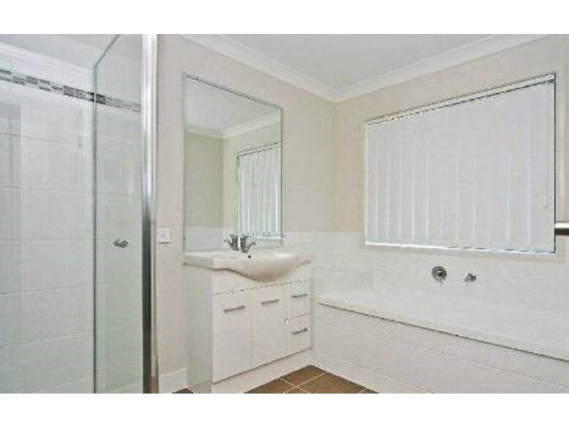 7 Conway Street, Riverview QLD 4303
