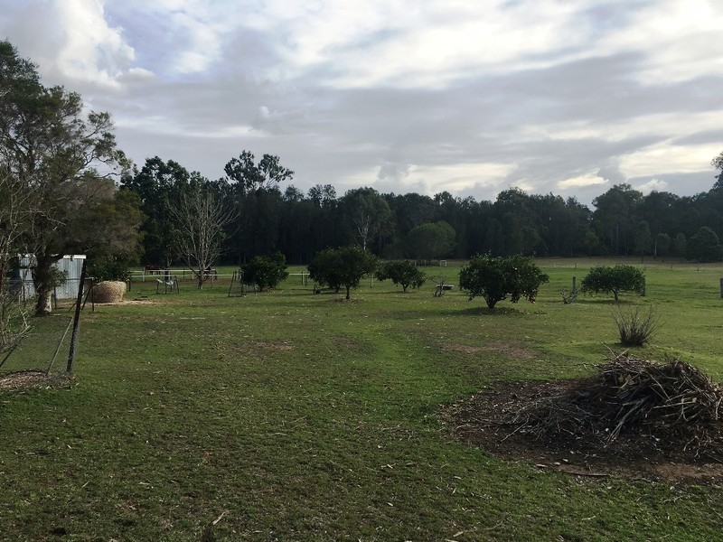 419 Karrabin-Rosewood Road, Walloon QLD 4306