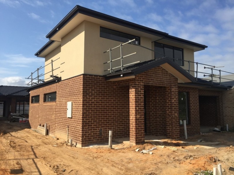 1/16  Railway Avenue, Beaconsfield VIC 3807