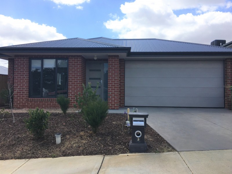 3 Mowbray Street, Officer VIC 3809