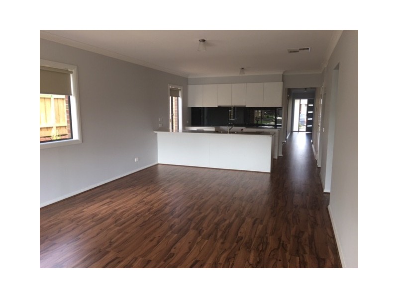 3 Mowbray Street, Officer VIC 3809