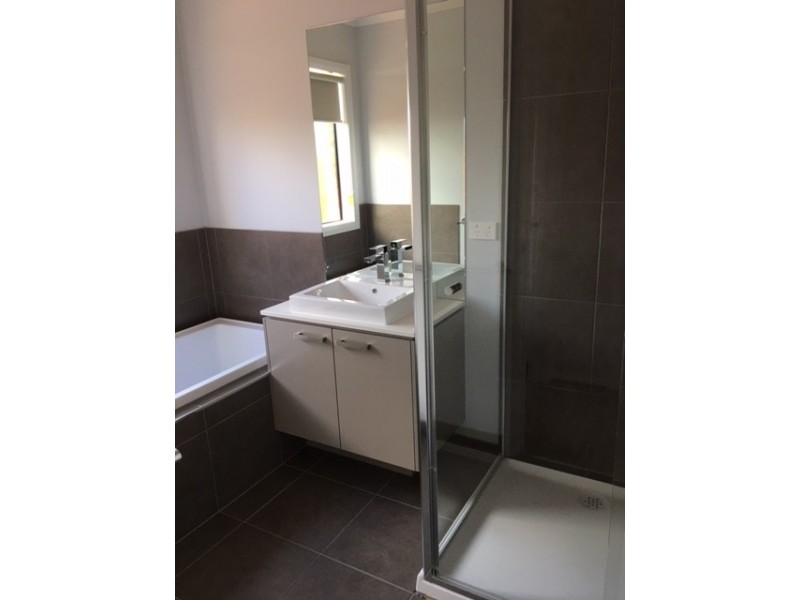 3 Mowbray Street, Officer VIC 3809