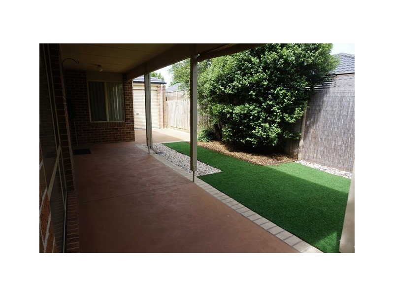 16 Turella Close, Berwick VIC 3806