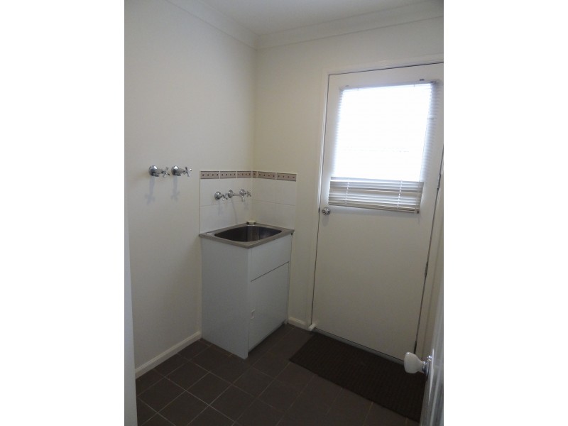 11 Baddeley Circuit, Cranbourne North VIC 3977