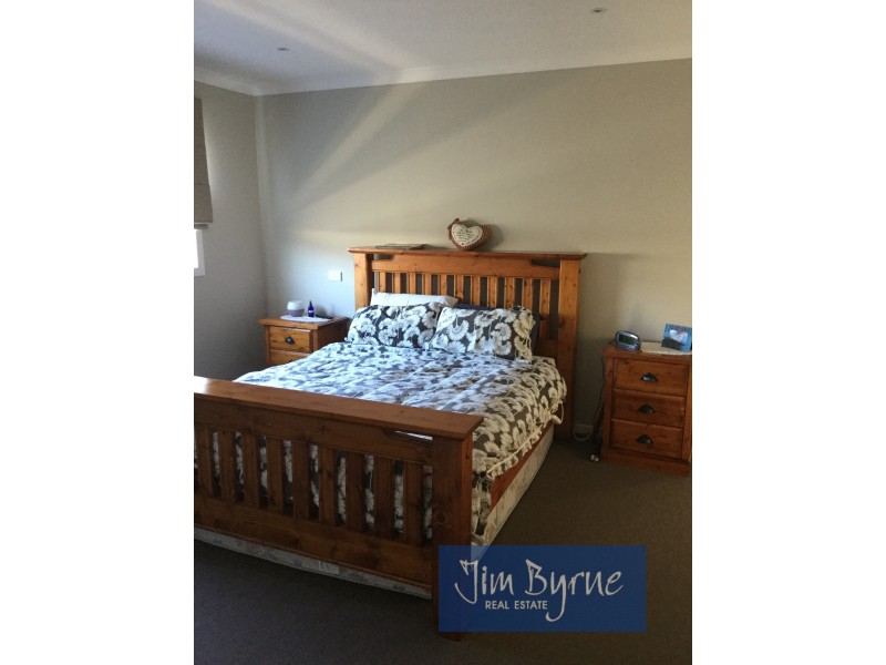 16 Prospect Way, Officer VIC 3809