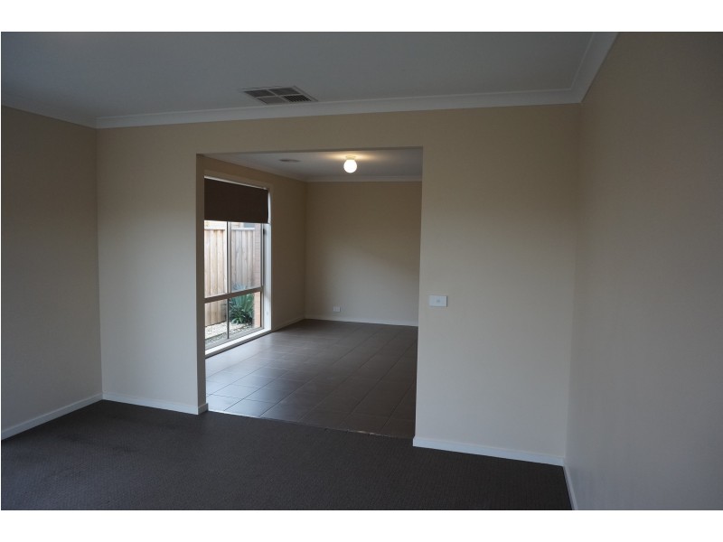 31 George Fredrick Road, Cranbourne East VIC 3977