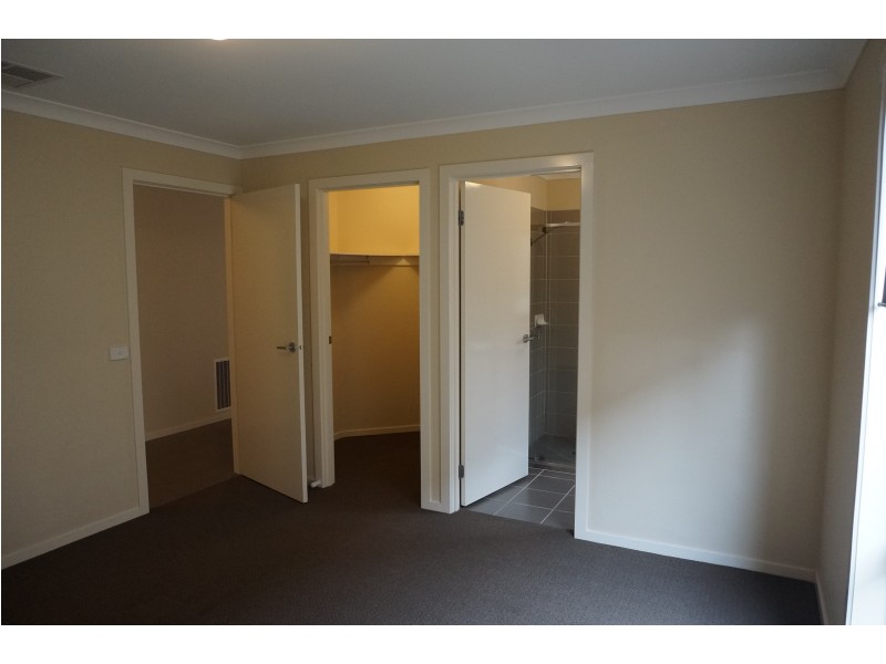 31 George Fredrick Road, Cranbourne East VIC 3977