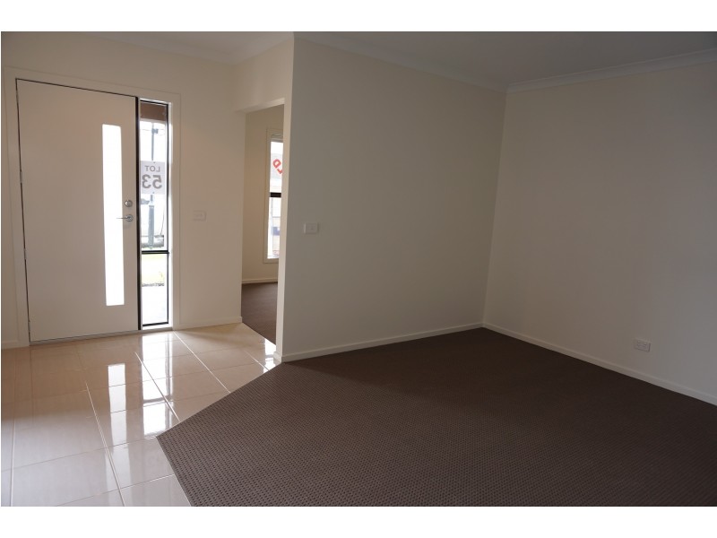 22 Fitzroy Street, Pakenham VIC 3810