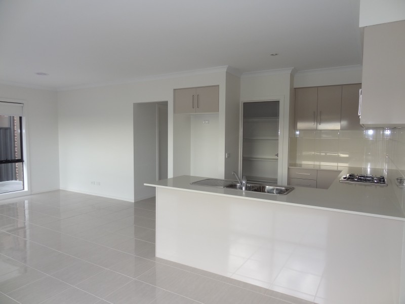 22 Fitzroy Street, Pakenham VIC 3810