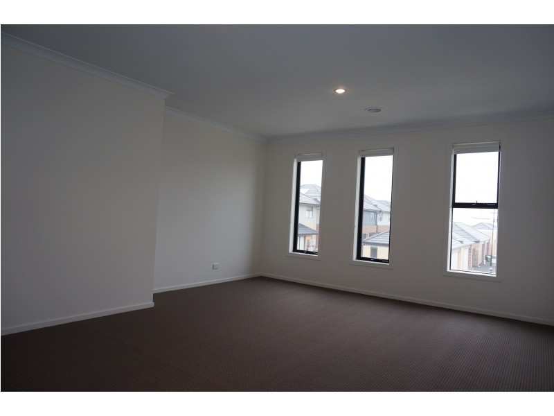 22 Fitzroy Street, Pakenham VIC 3810