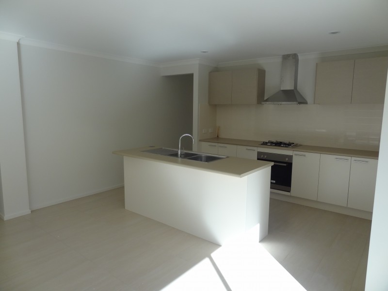 7 Belmont Crescent, Pakenham VIC 3810