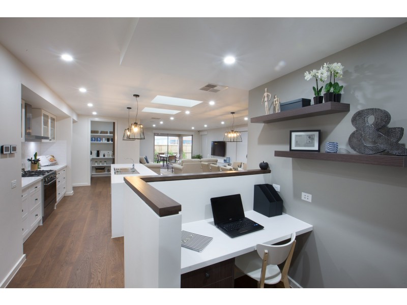 253 Alisma Boulevard, Cranbourne North VIC 3977