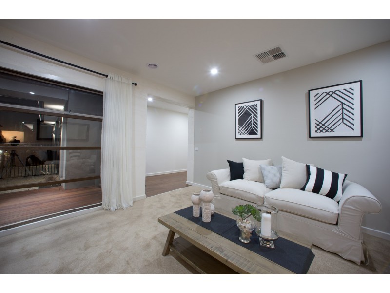 253 Alisma Boulevard, Cranbourne North VIC 3977