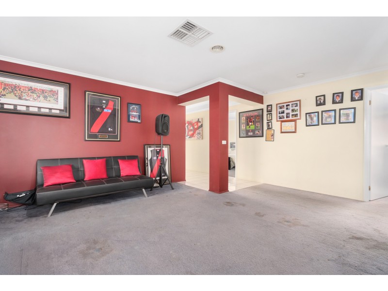 8 Byron Court, Narre Warren South VIC 3805