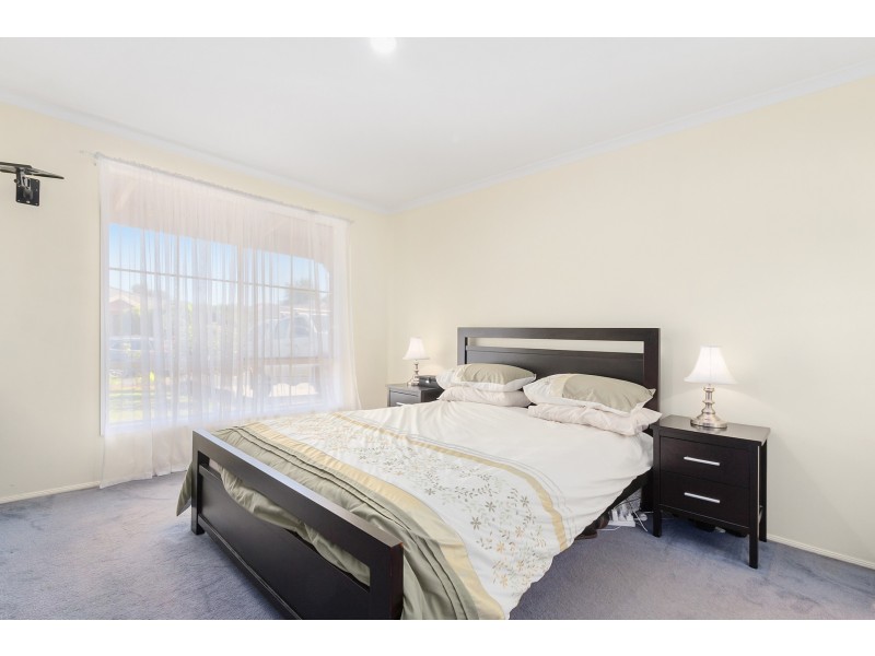 8 Byron Court, Narre Warren South VIC 3805