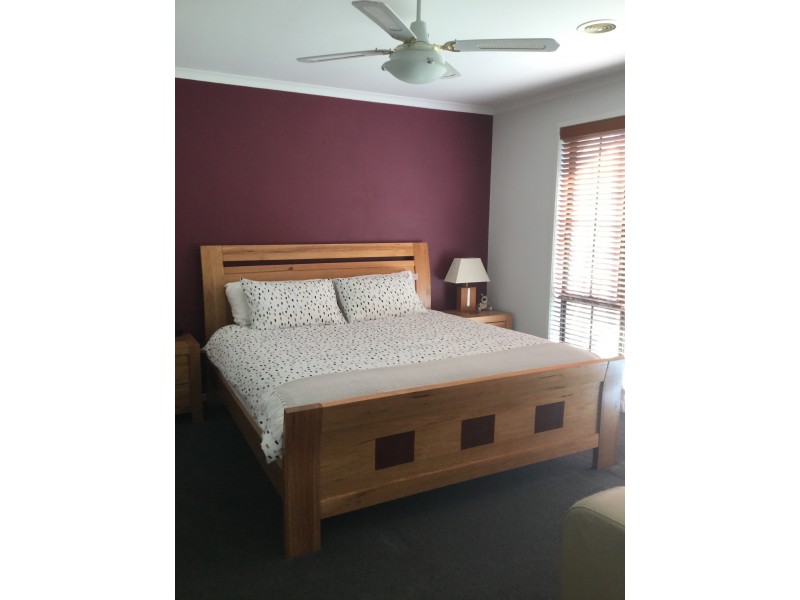 39 Community Parade, Narre Warren South VIC 3805