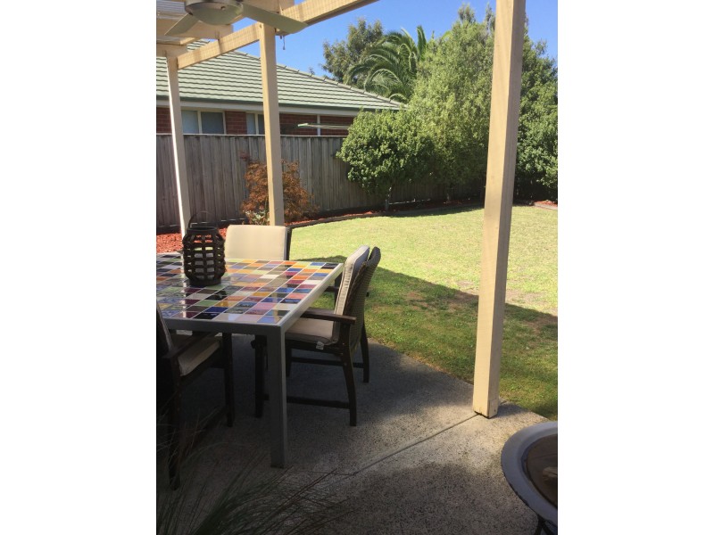 39 Community Parade, Narre Warren South VIC 3805