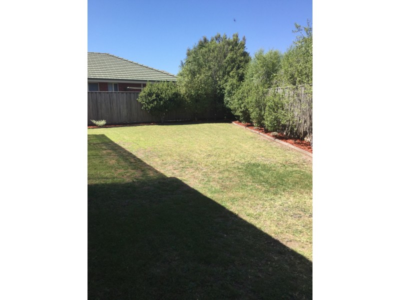 39 Community Parade, Narre Warren South VIC 3805