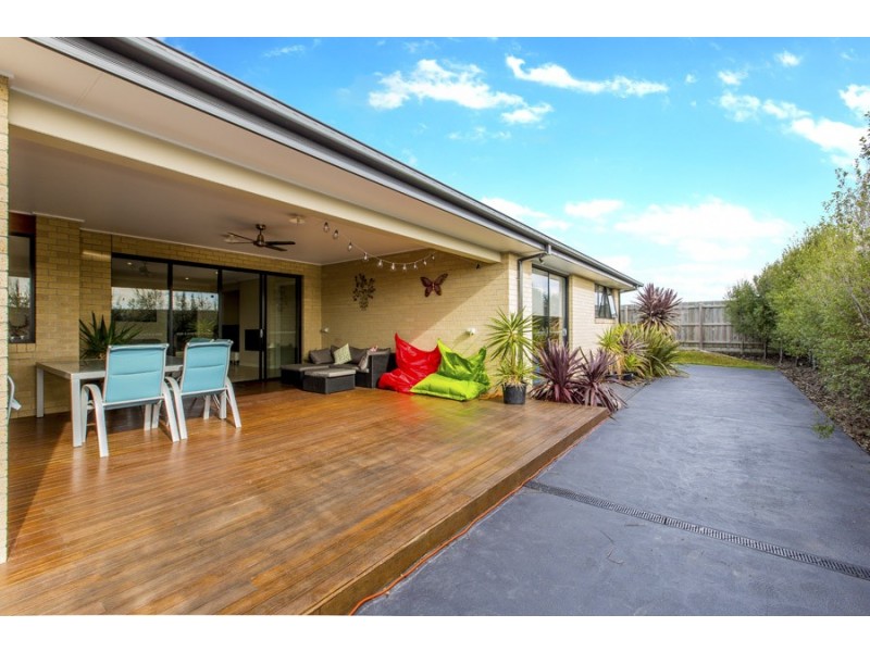 20 Headland Way, Inverloch VIC 3996