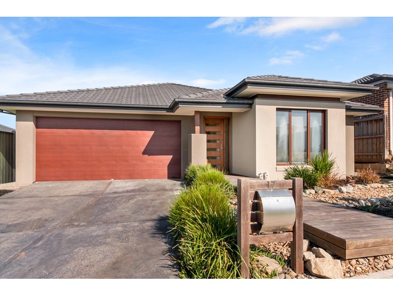 17 Prospect Way, Officer VIC 3809