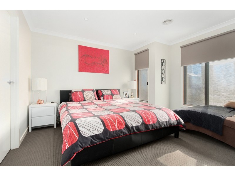 17 Prospect Way, Officer VIC 3809