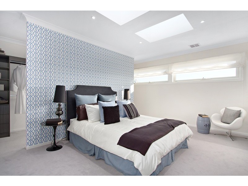 44 Prendergast Avenue, Cranbourne East VIC 3977