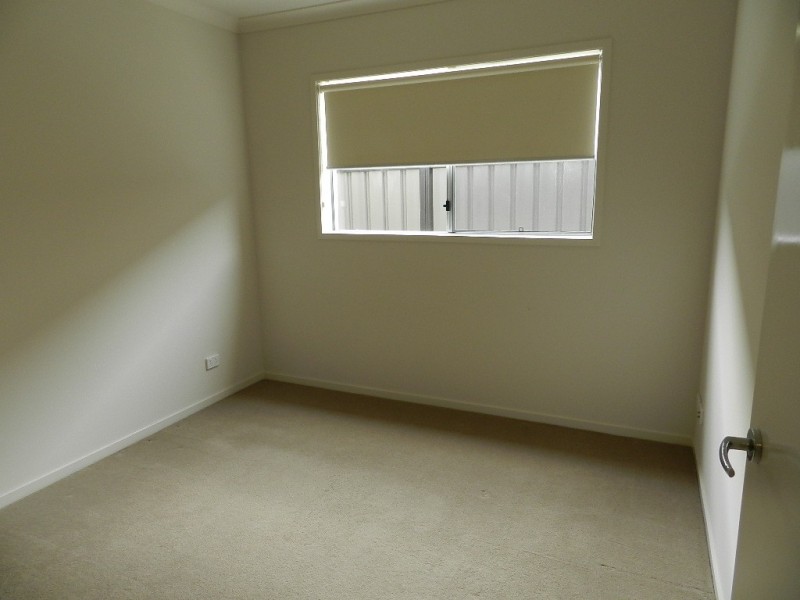 99 Selandra Boulevard, Clyde North VIC 3978