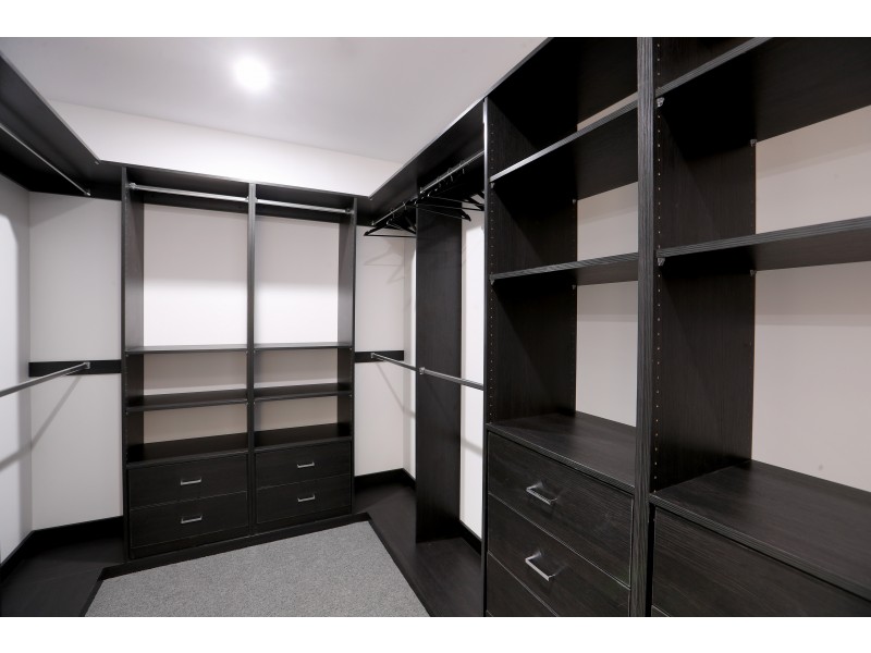 251 Alisma Boulevard, Cranbourne North VIC 3977