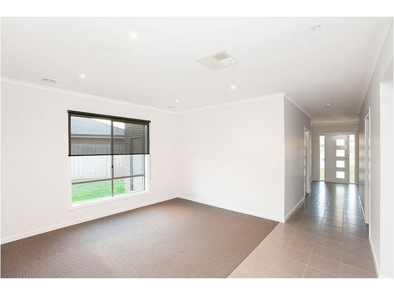 4 Alaska Court, Warragul VIC 3820