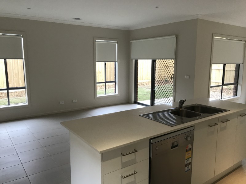 26 Chambers Crescent, Cranbourne North VIC 3977