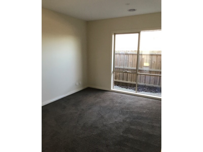 57 Myrtle Crescent, Warragul VIC 3820