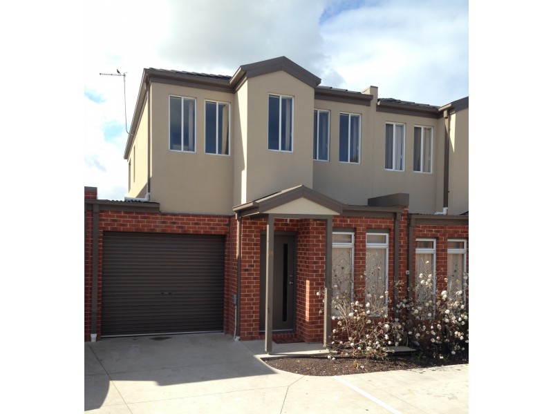 16/4 Young Road, Hallam VIC 3803