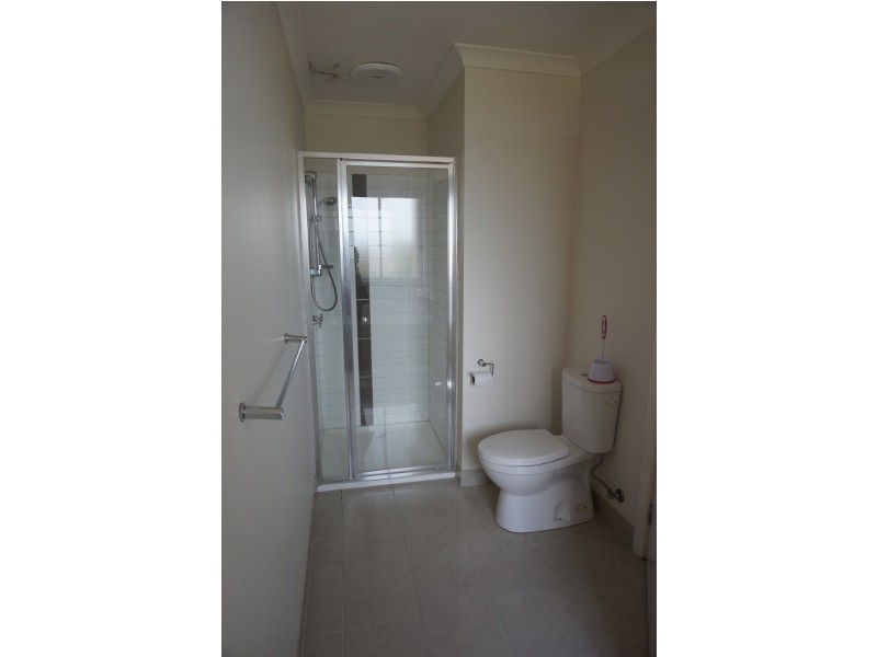 16/4 Young Road, Hallam VIC 3803