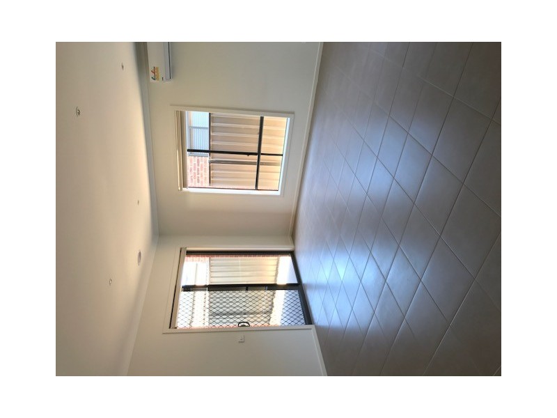 6 Calypso Way, Clyde North VIC 3978