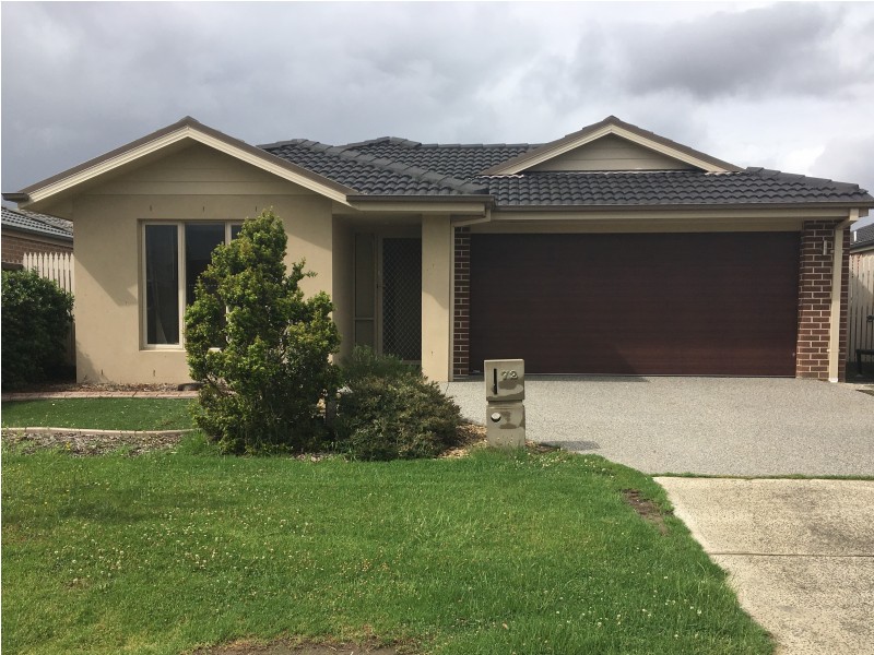 72 Gallery Way, Pakenham VIC 3810