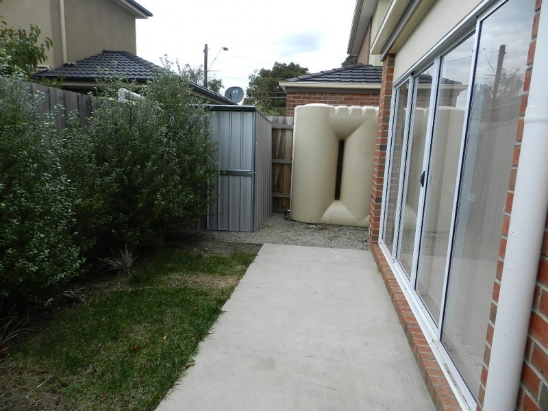 2/73-75 Frawley Road, Hallam VIC 3803