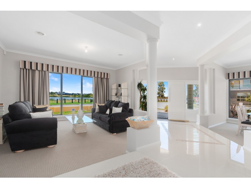 34 The Esplanade, Narre Warren South VIC 3805