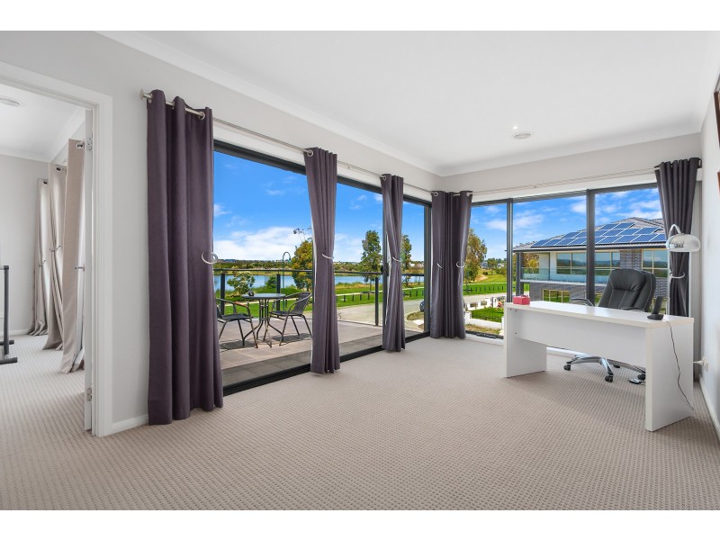 34 The Esplanade, Narre Warren South VIC 3805