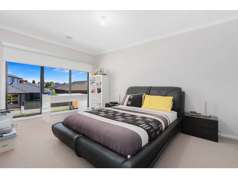 34 The Esplanade, Narre Warren South VIC 3805