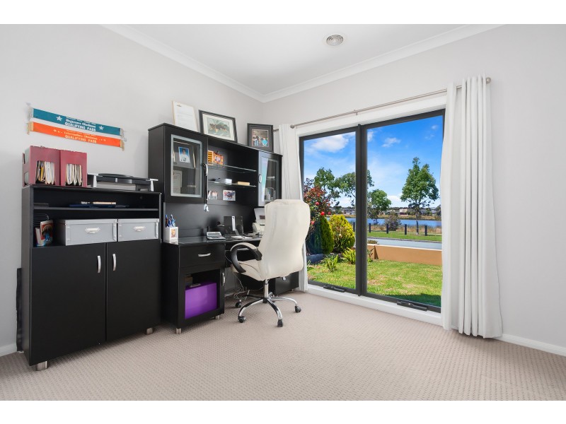 34 The Esplanade, Narre Warren South VIC 3805